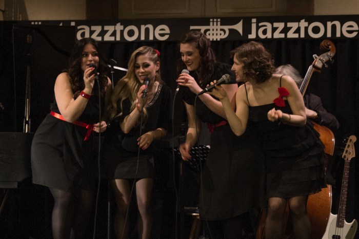 Neu mit an Bord ist seit dem 23. März 2018 die Sängerin Livia Spring